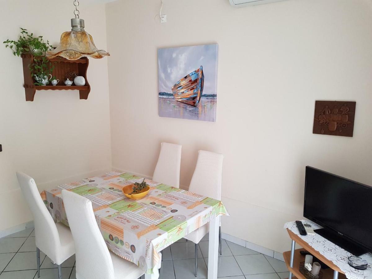 וודיצה Apartments Labor מראה חיצוני תמונה